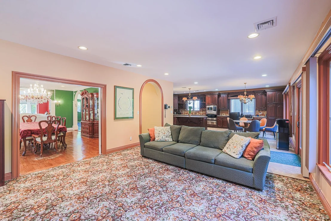 Photo of 410 Broadway