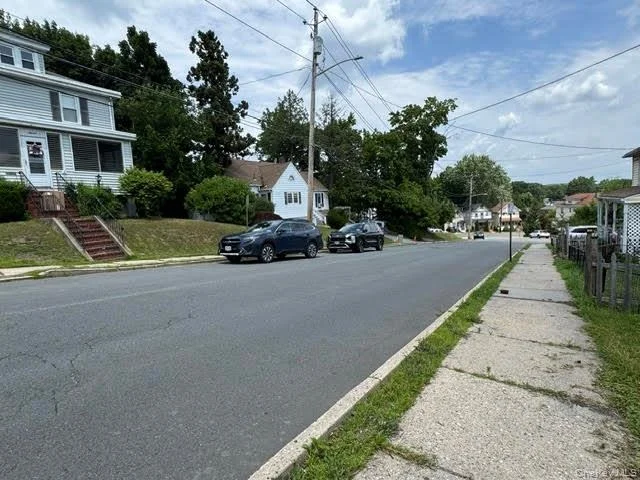 Photo of 10 Forest Avenue