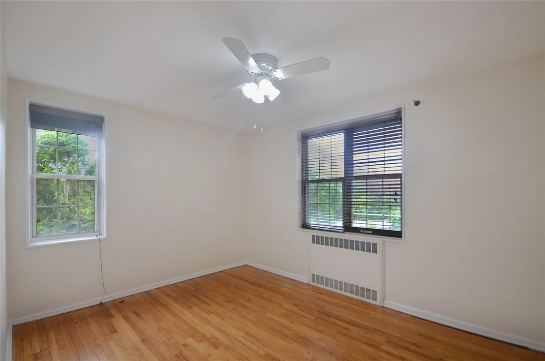 Photo of Unit A31 at 790 Bronx River Road