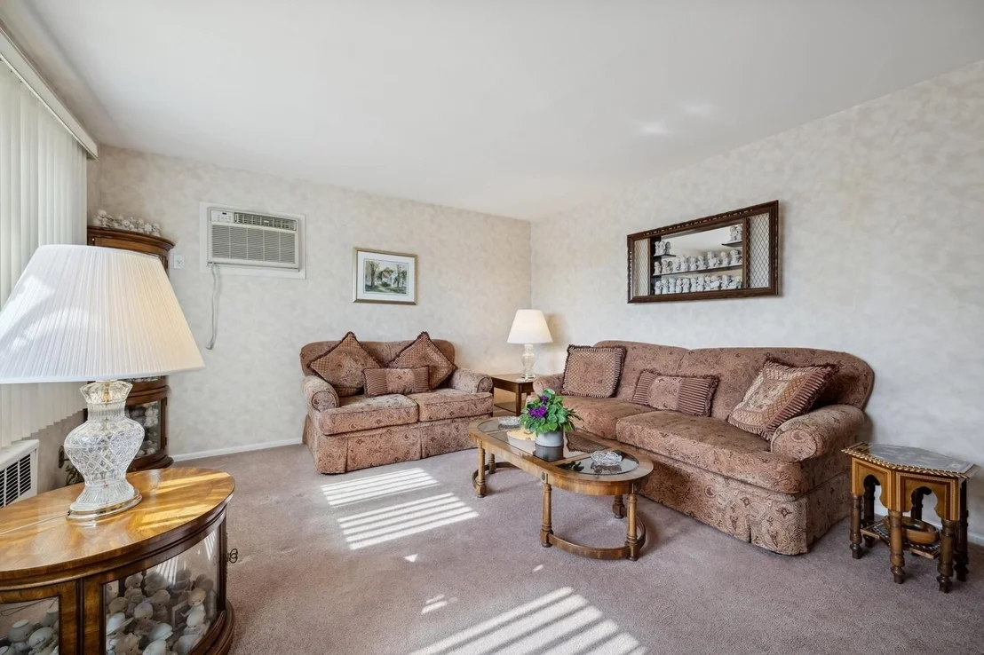 Photo of 314 Plainview Road