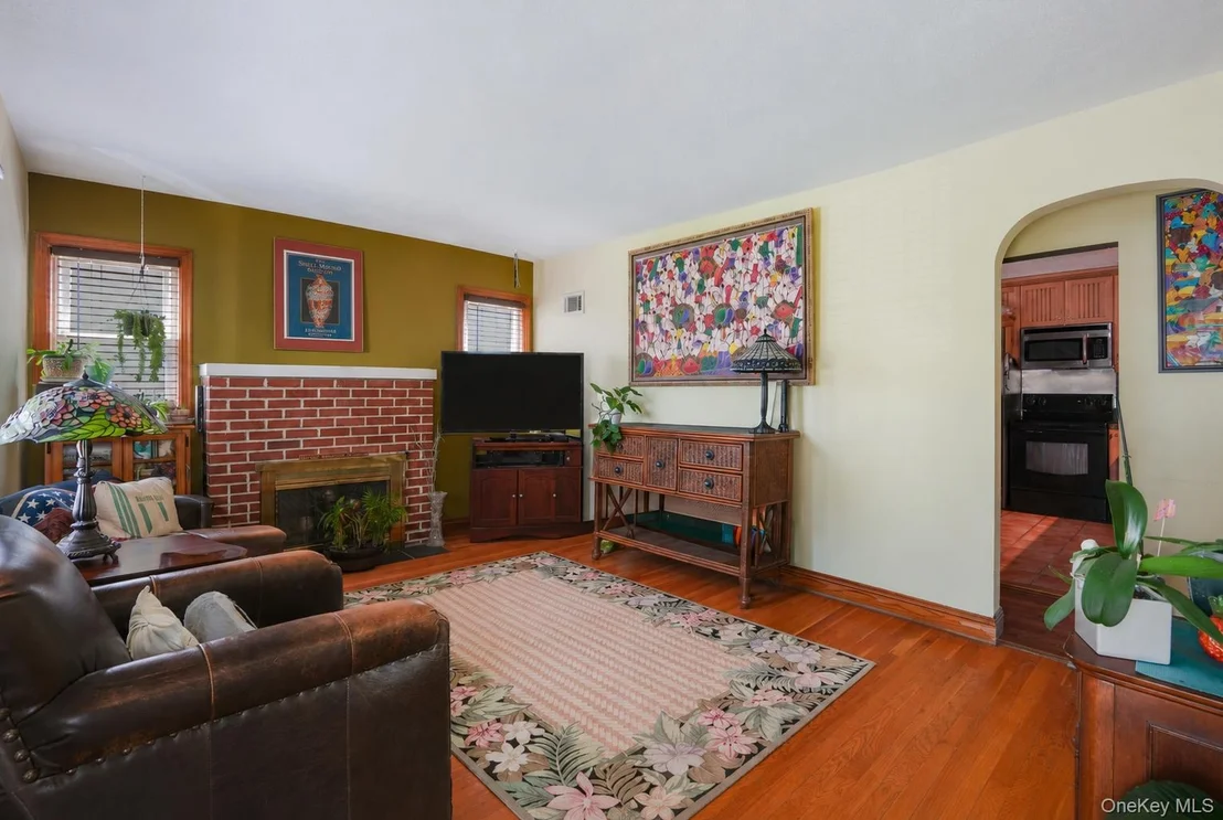 Photo of 35 Lakeview Avenue