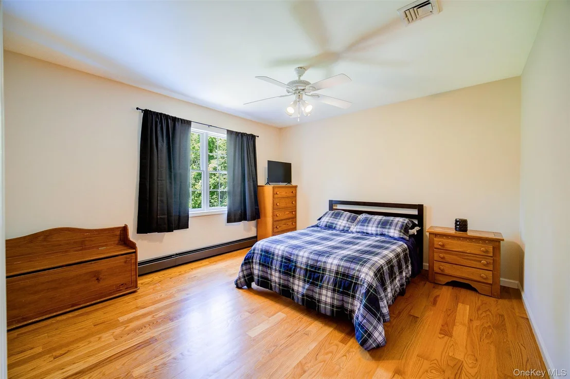 Photo of 25 Springbrook Road