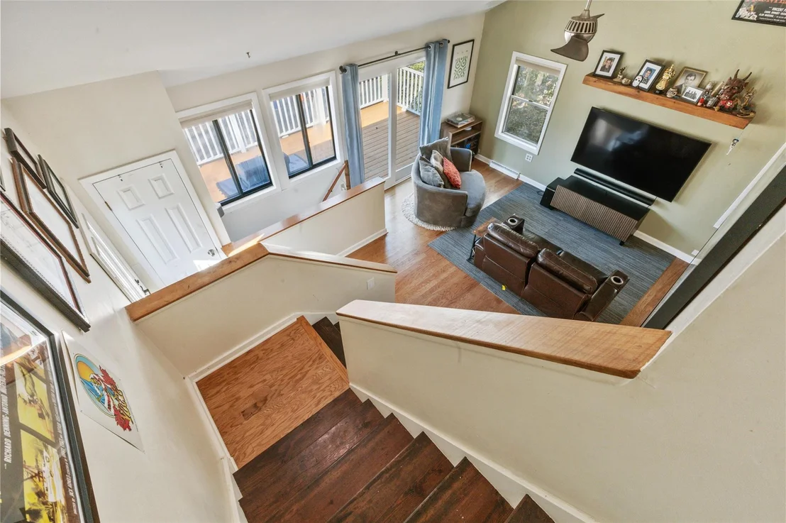 Photo of 8 Terrace Drive