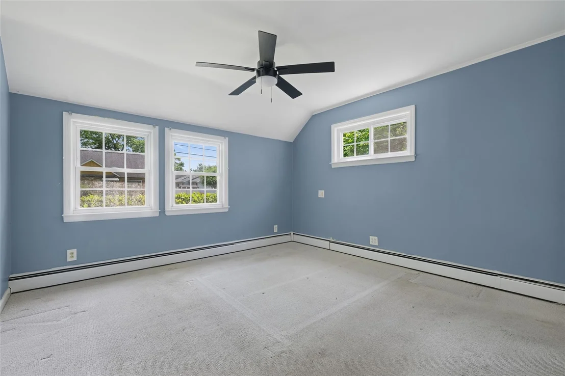 Photo of 15 W Hemlock Street
