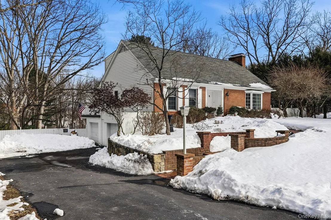 Photo of 56 Glenvue Drive