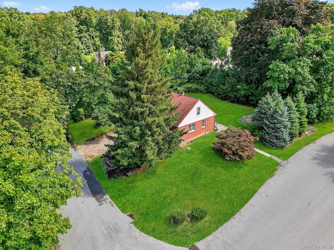Photo of 2 Treadwell Circle