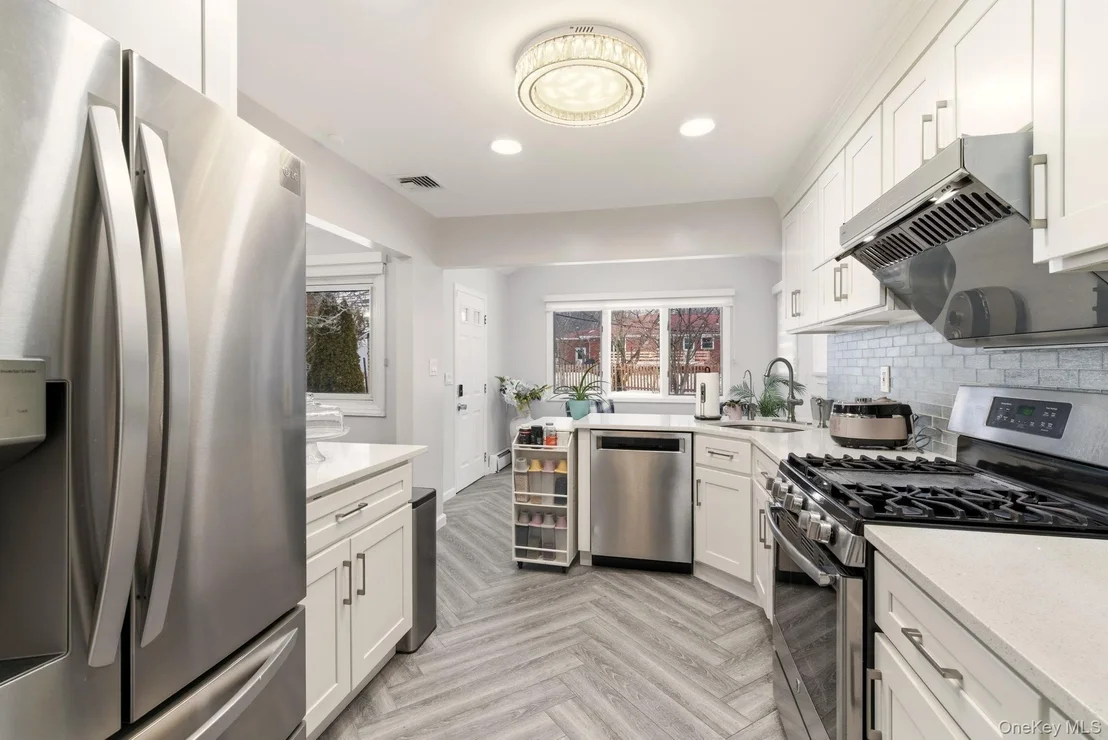 Photo of 225 Willets Lane