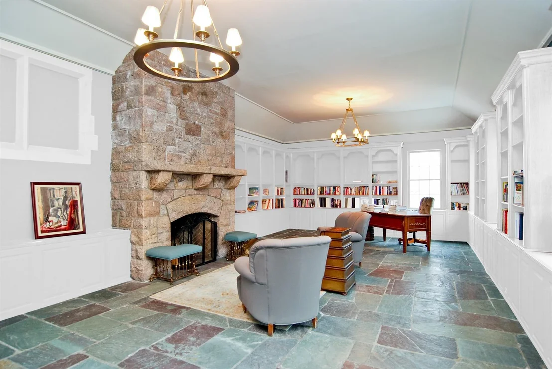 Photo of 3801 Purchase Street
