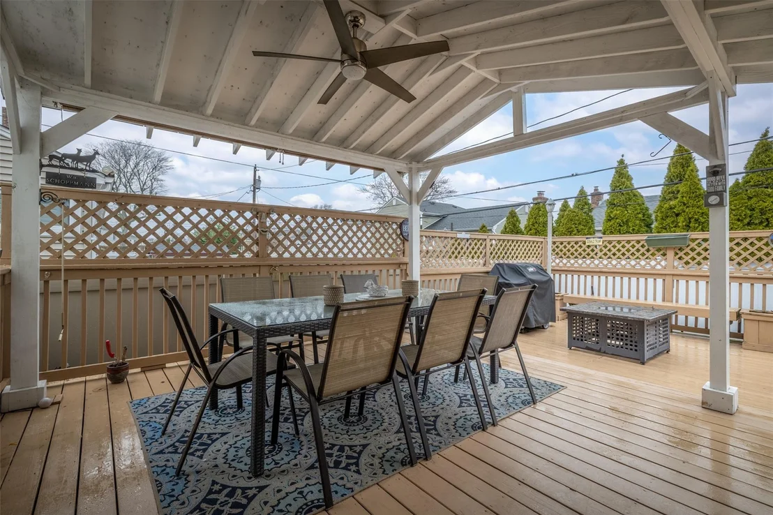 Photo of 196 Daniel Road N