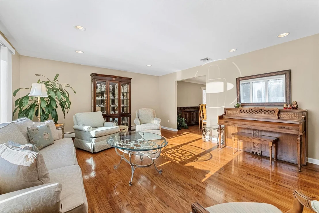 Photo of 7 Bridle Lane