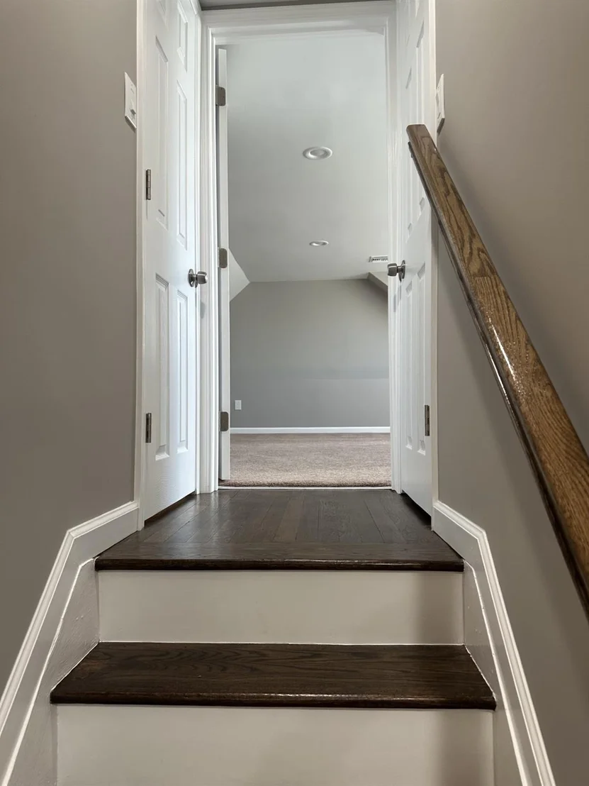 Photo of 1135 Straight Path