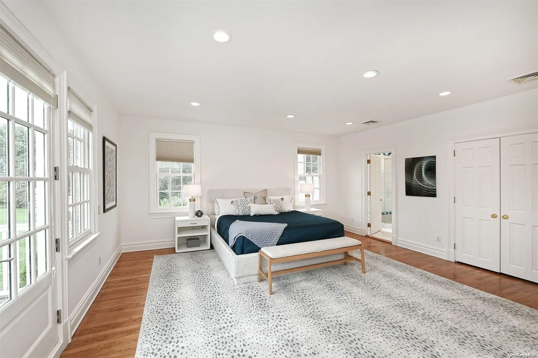Photo of 9 Colonial Drive