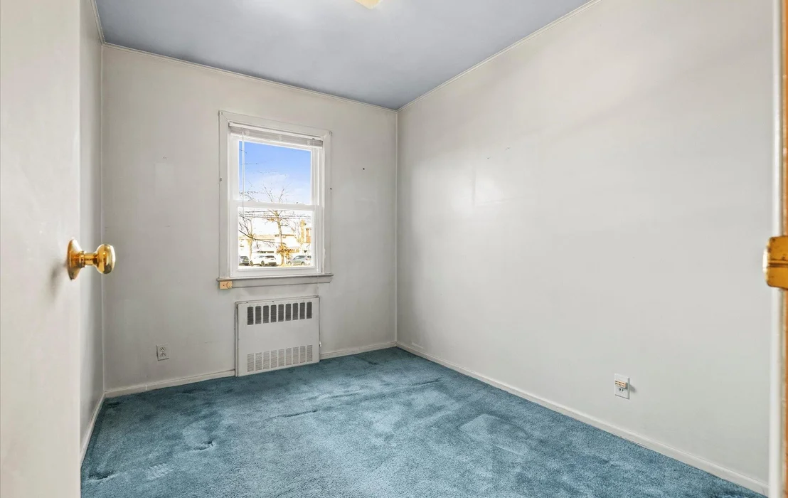 Photo of 154-04 Willets Point Blvd