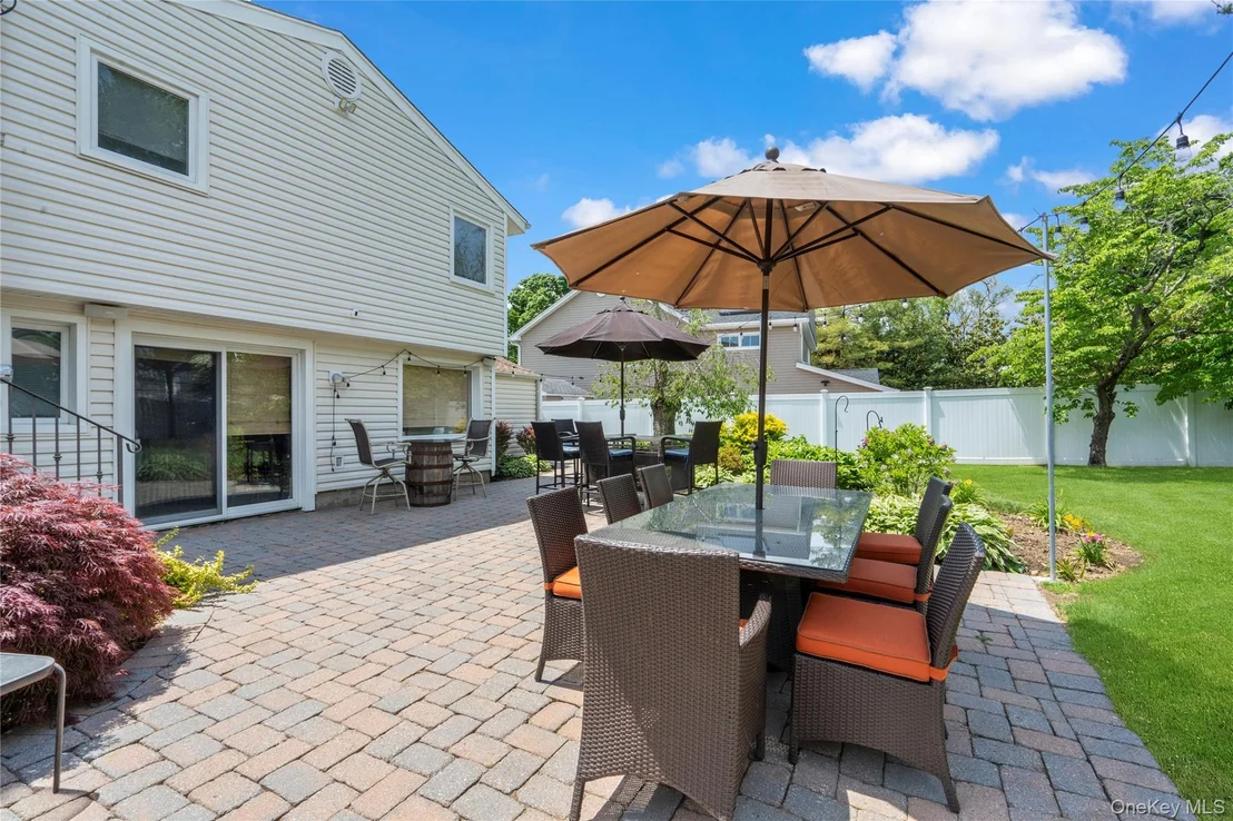 Photo of 46 Saratoga Drive
