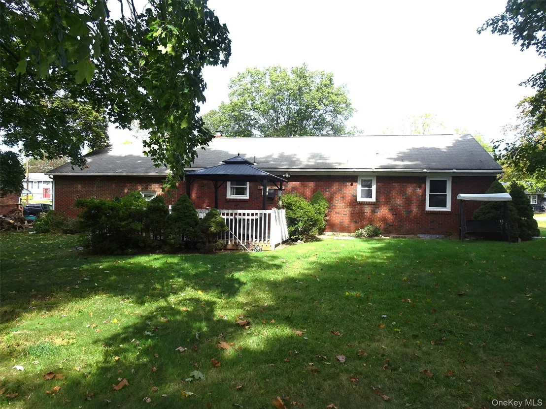 Photo of 28 Overlook Drive
