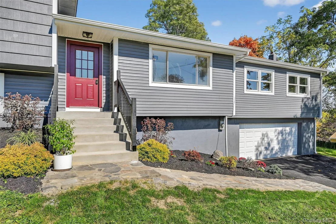 Photo of 10 Elizabeth Drive