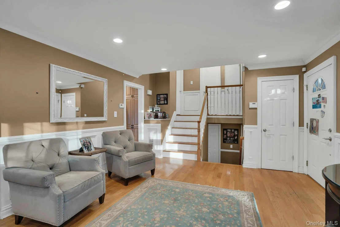 Photo of 22 Schuyler Drive
