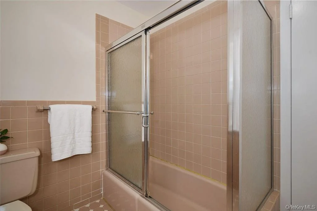Photo of 72 Hickory Hill Drive