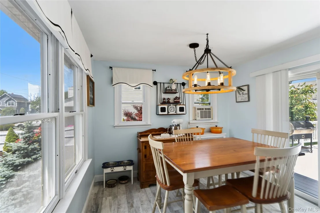 Photo of 19 Westbridge Drive