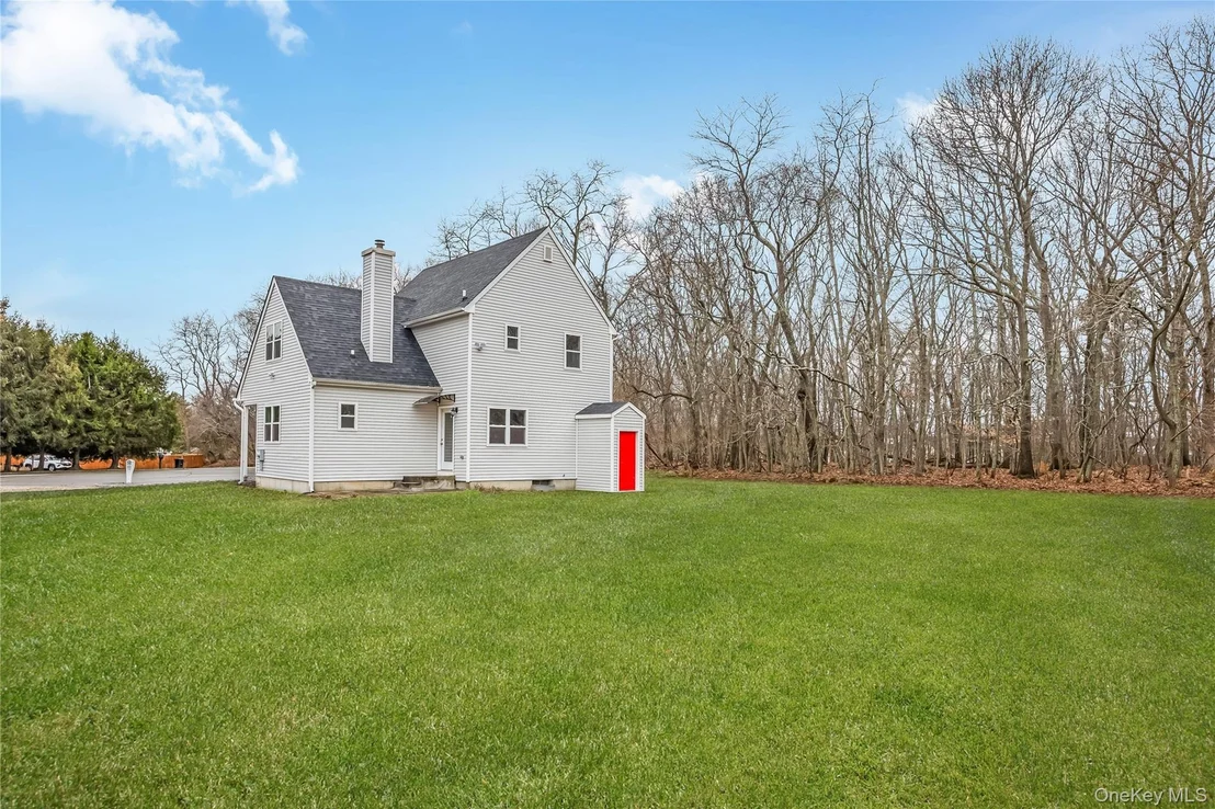 Photo of 24 Buckskin Lane