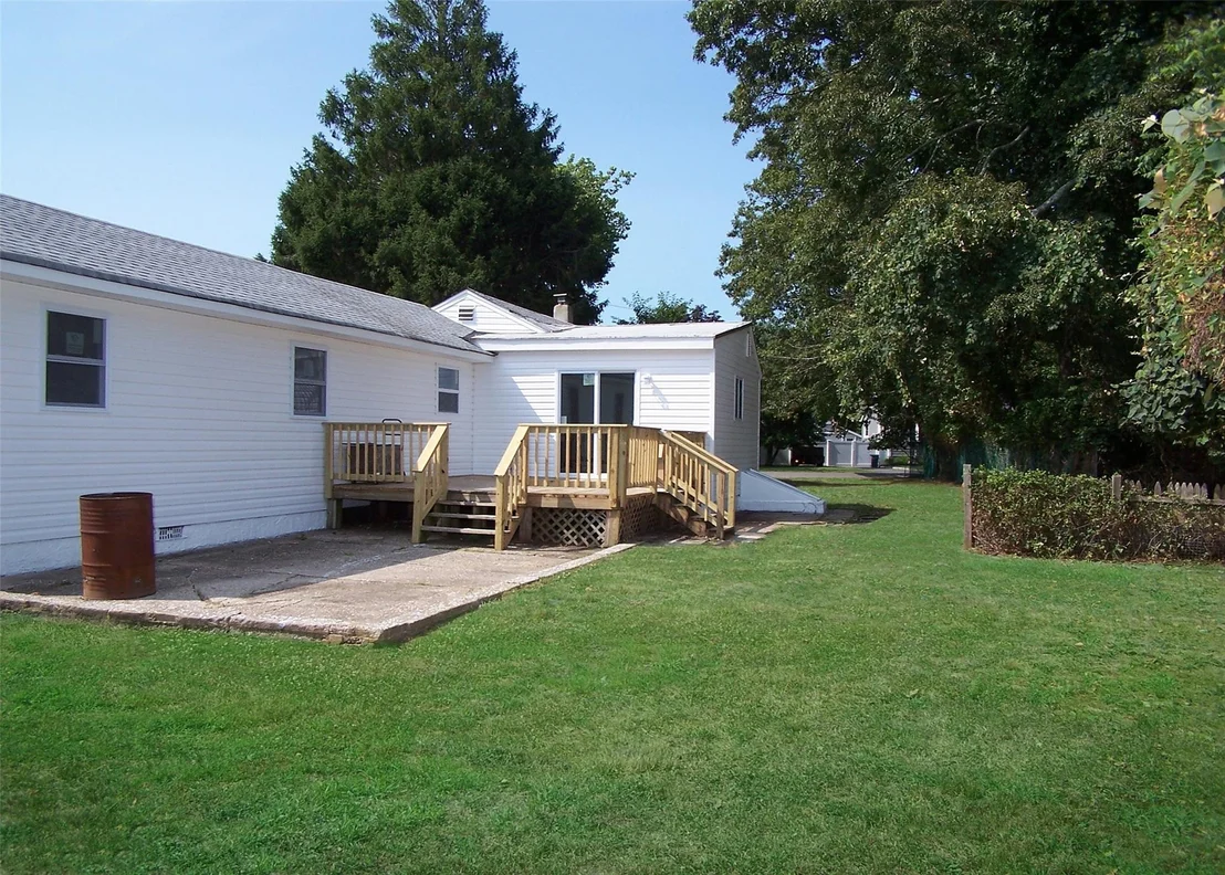Photo of 1 Hampton Road