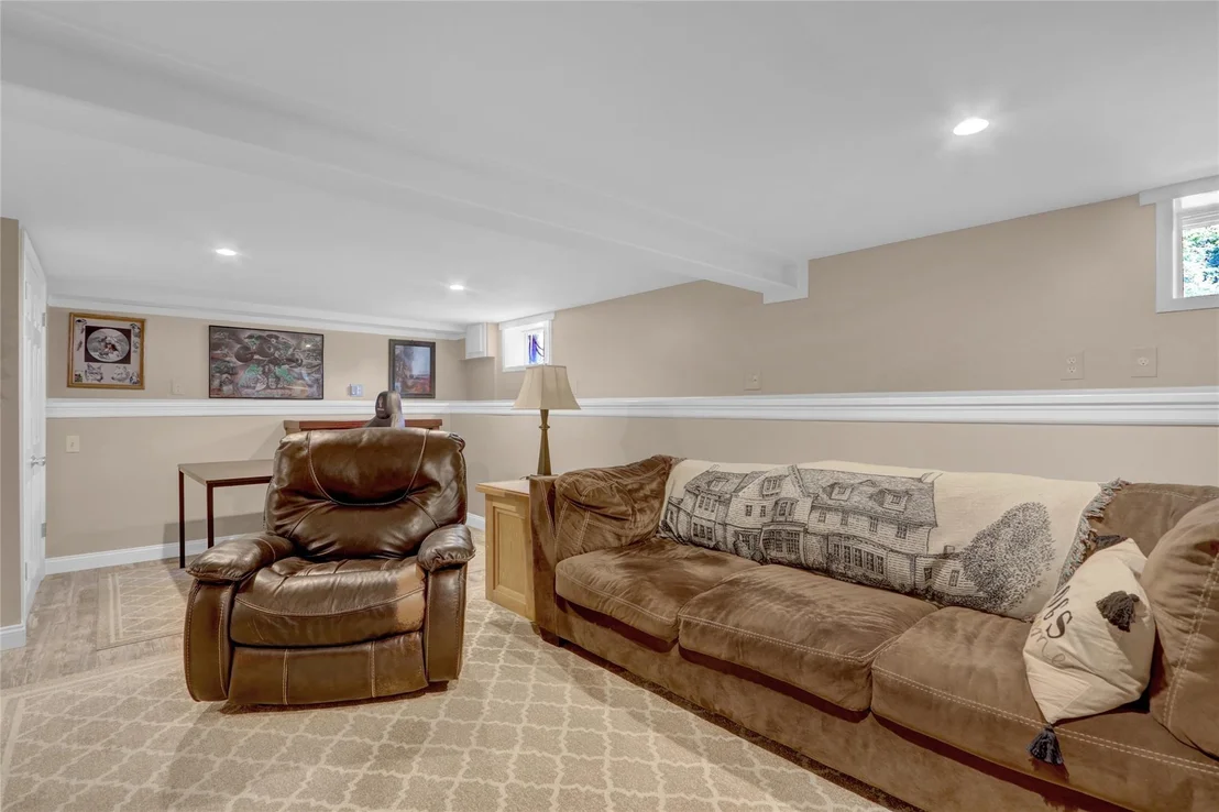 Photo of 71 Elizabeth Drive