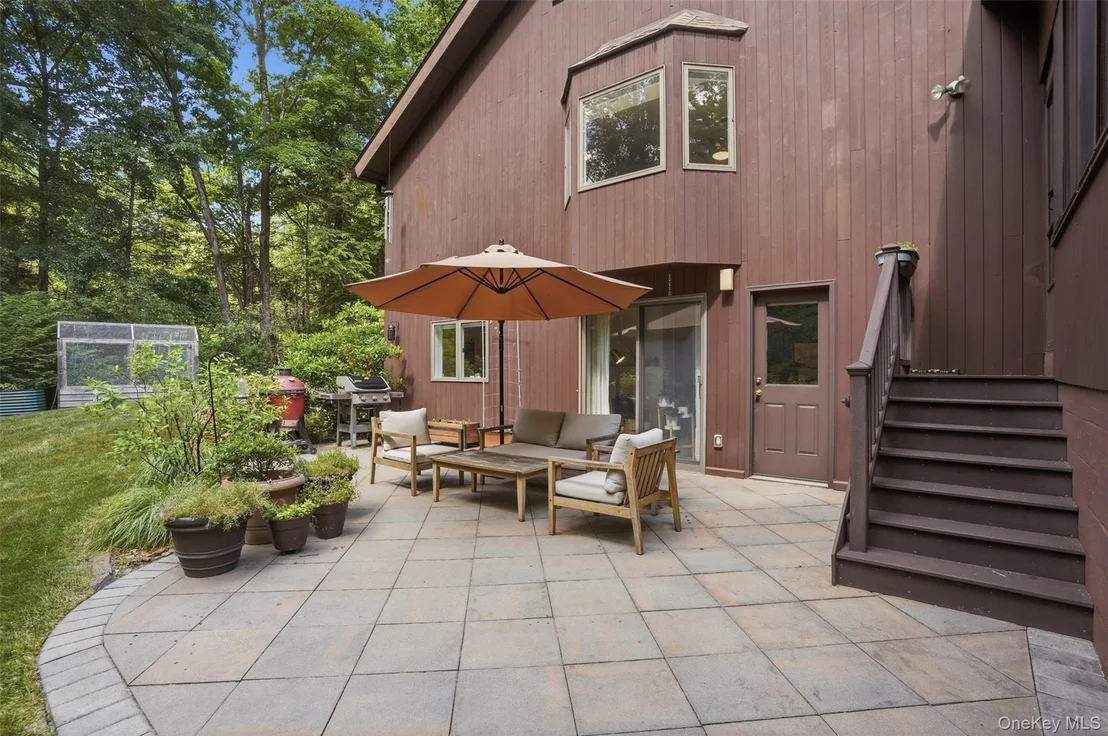 Photo of 17 Stoutenburgh Drive