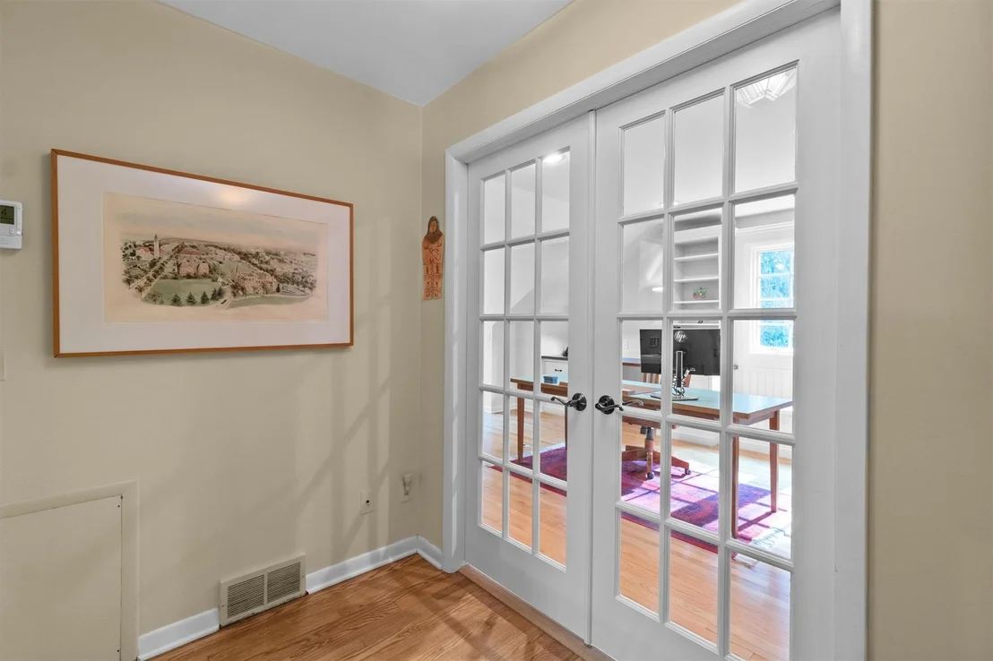 Photo of 150 Kingwood Park