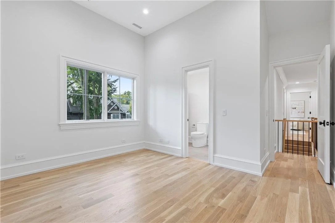 Photo of 7 Red Oak Drive