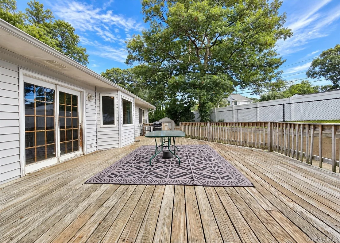 Photo of 2 Renwick Road