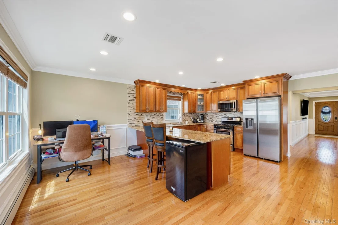 Photo of 2758 Harvard Place