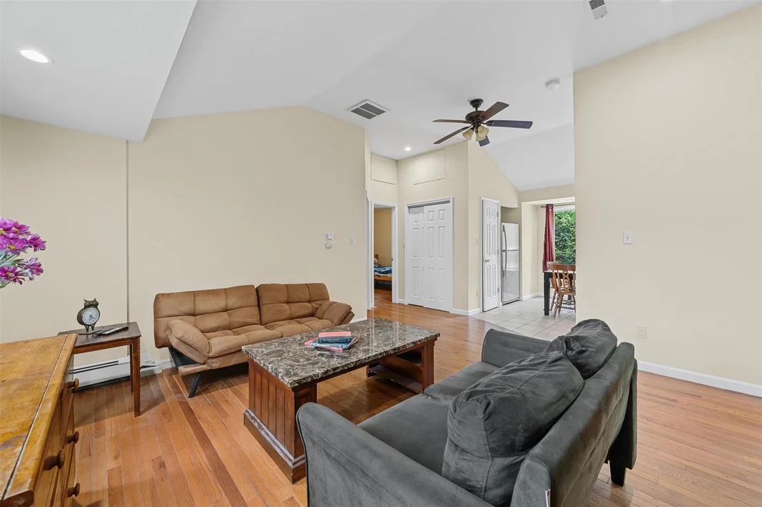 Photo of 22 Claremont Trail