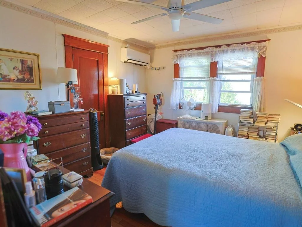 Photo of 28 Oak Street