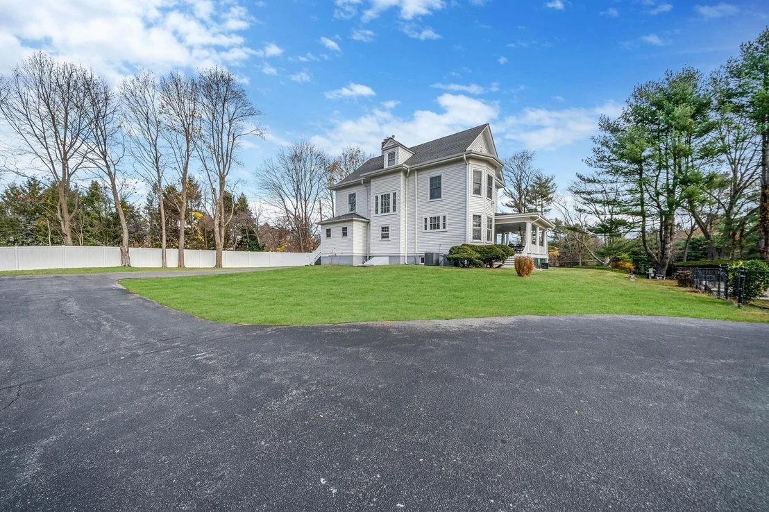 Photo of 397 Split Rock Road