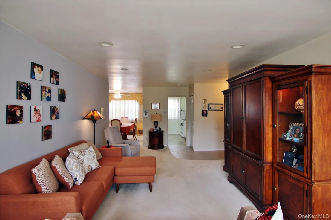 Photo of Unit A at 39 Avon Circle