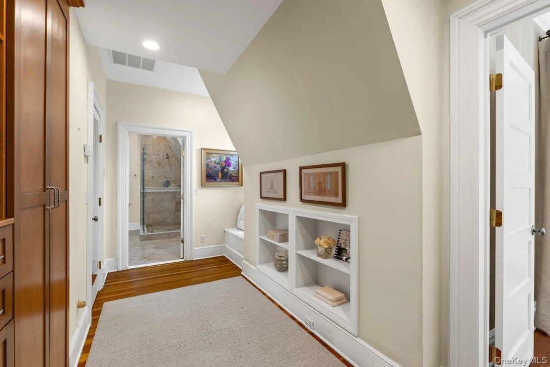 Photo of 731 Forest Avenue