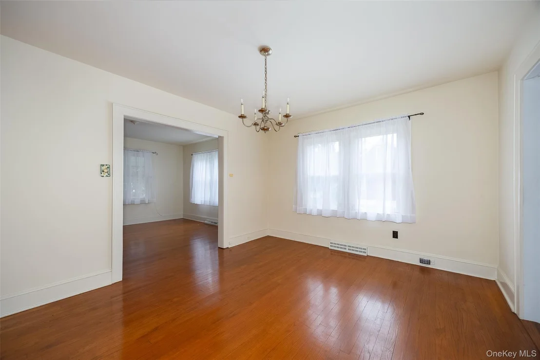 Photo of 37 Florence Avenue