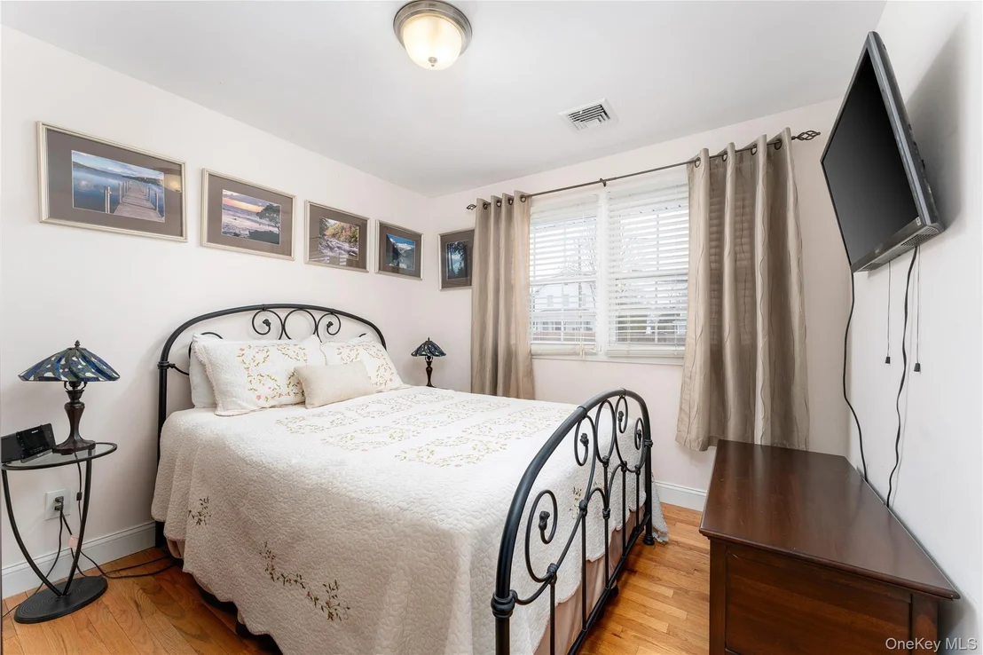 Photo of 68 Washington Avenue