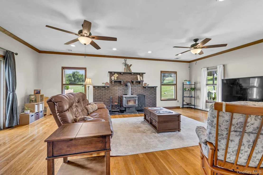 Photo of 331 Ridge Road