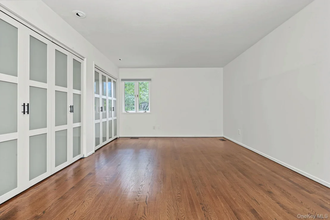 Photo of 4 Leatherstocking Lane