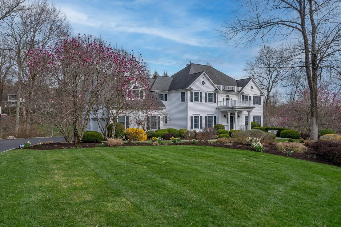 Photo of 8 Turtleback Way