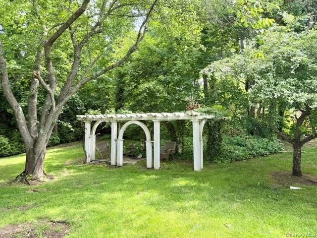 Photo of 247 Barrett Road