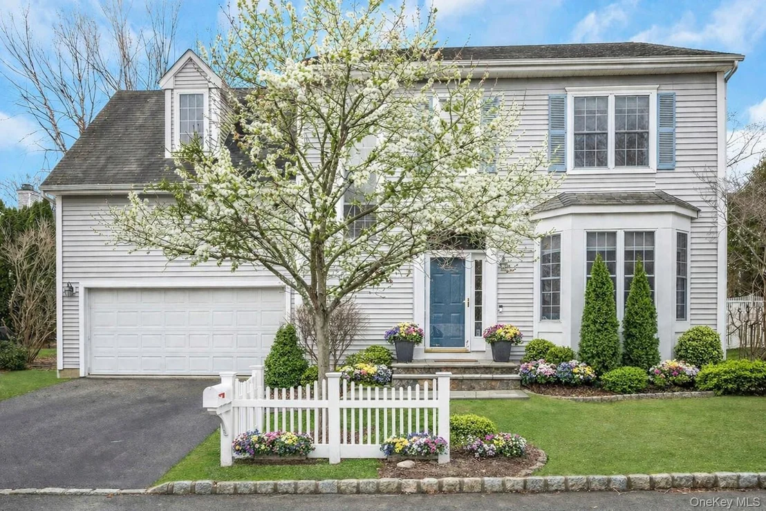 Photo of 33 Valimar Boulevard
