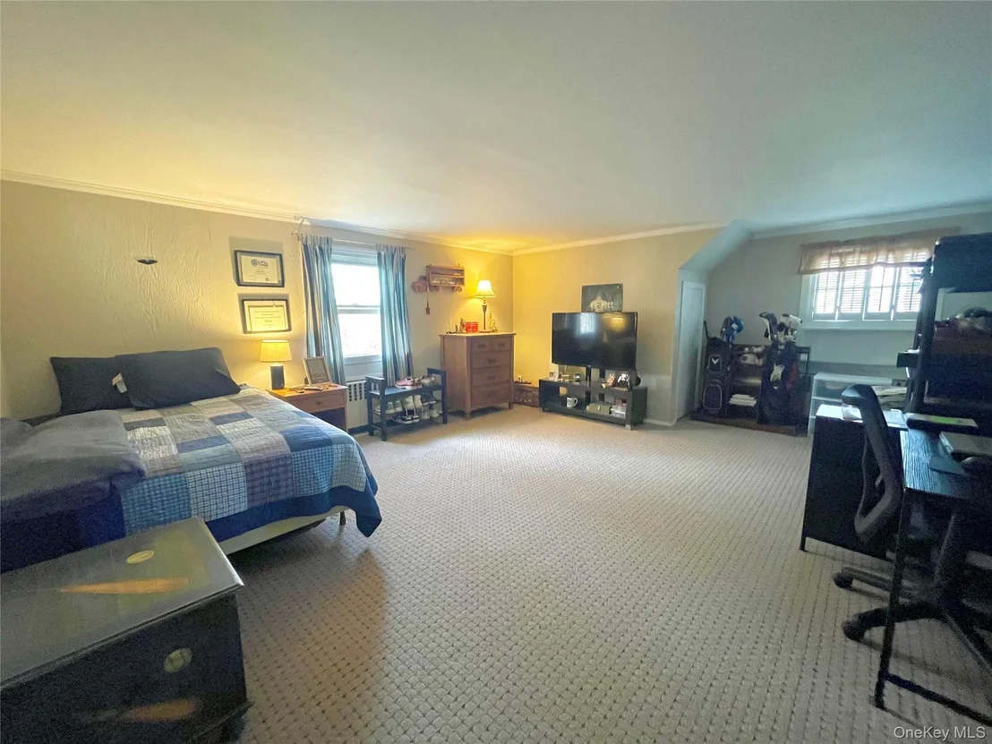 Photo of 4 Sylvan Way