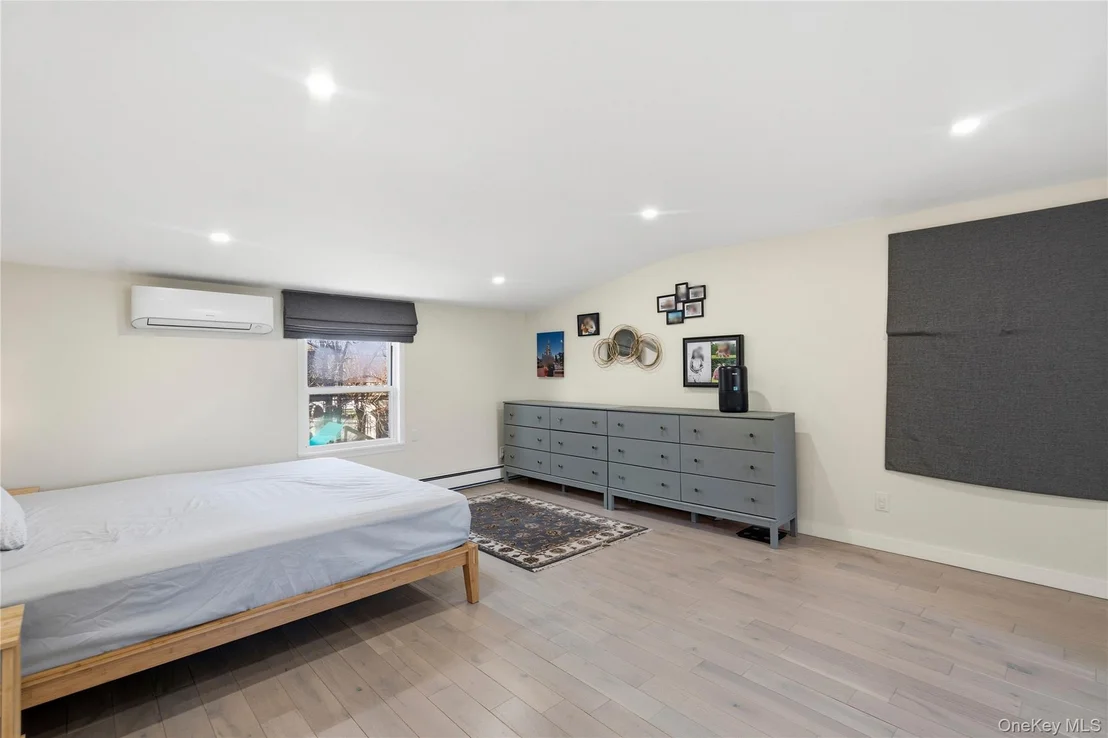 Photo of 25 Leonard Road