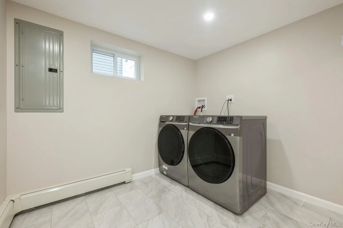 Photo of 1086 Lehman Road