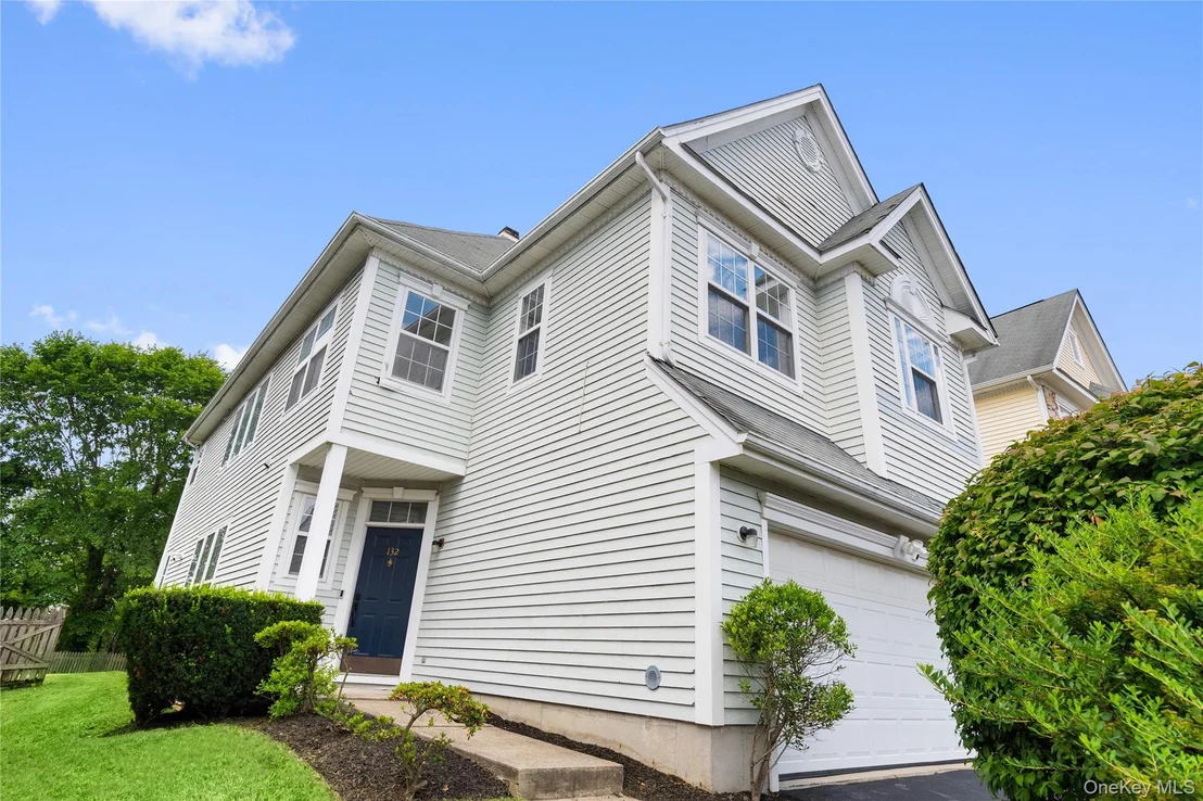 Photo of 132 Benefield Boulevard