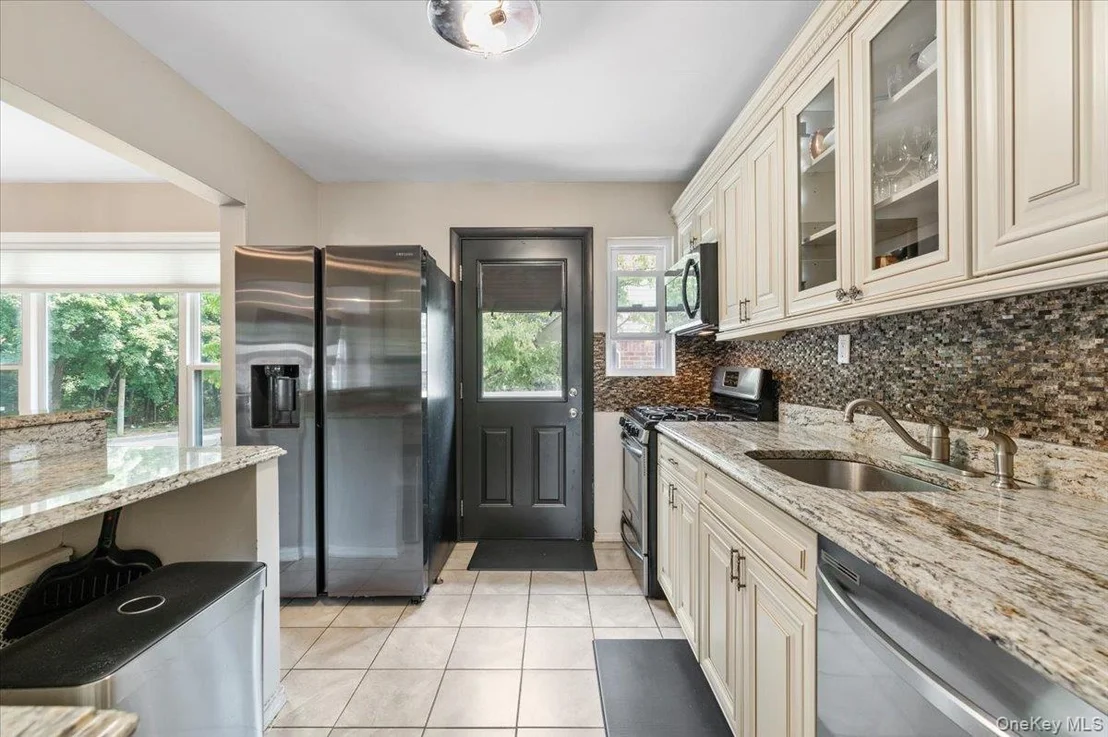 Photo of 72 Pembrook Drive