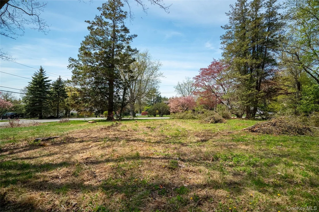 Photo of 104 Westlake Drive