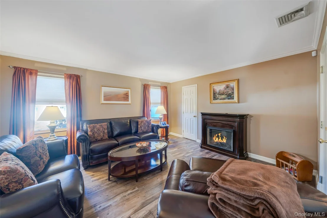 Photo of 7 Hemlock Road
